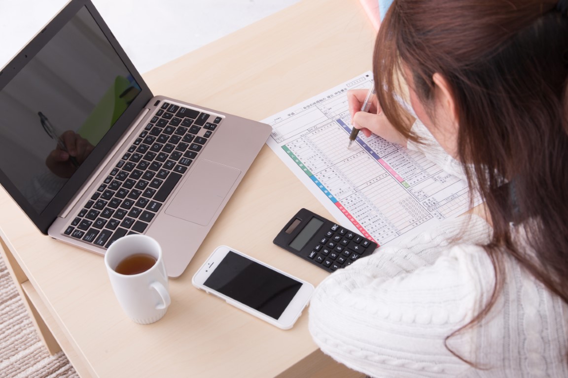 ポイントサイトで稼いだ場合（ポイ活）は確定申告が必要？雑所得に該当する？ | 暮らしに役立つポイ活＆お得情報サイト - ハピ得マガジン