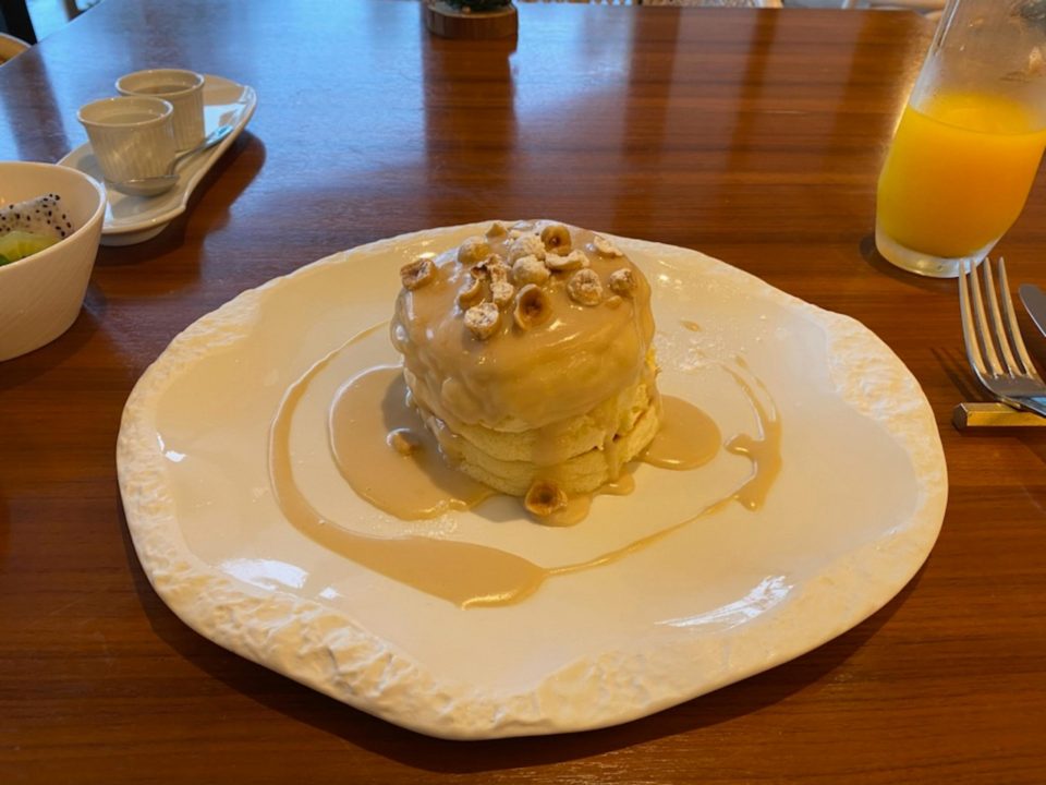 ハレクラニ沖縄　朝食　パンケーキがおいしい