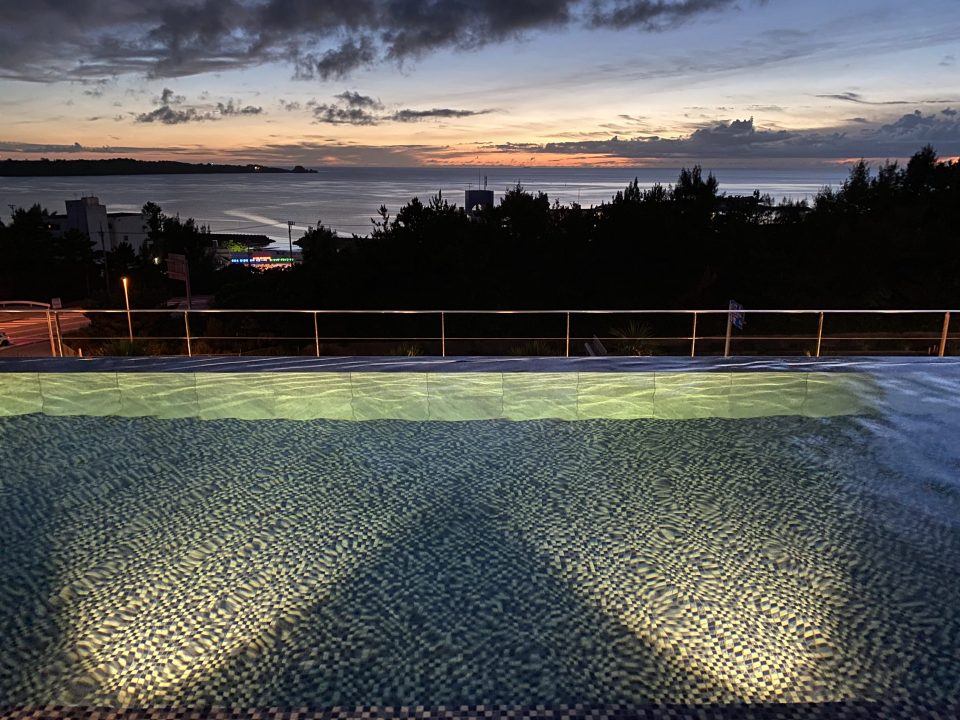 日和オーシャンリゾート沖縄のプール