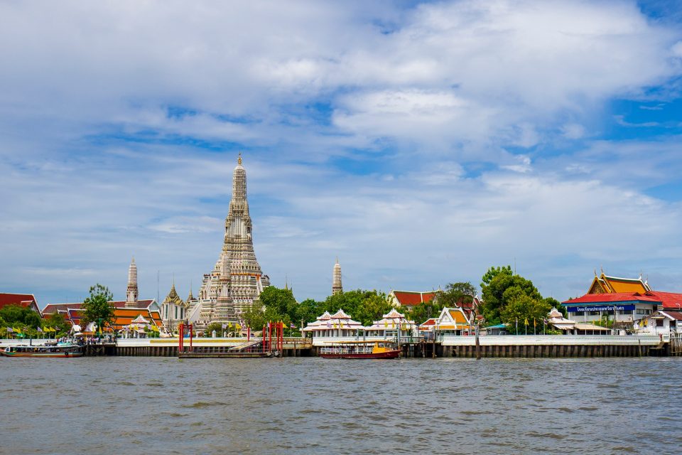 タイ旅行　ワットアルン