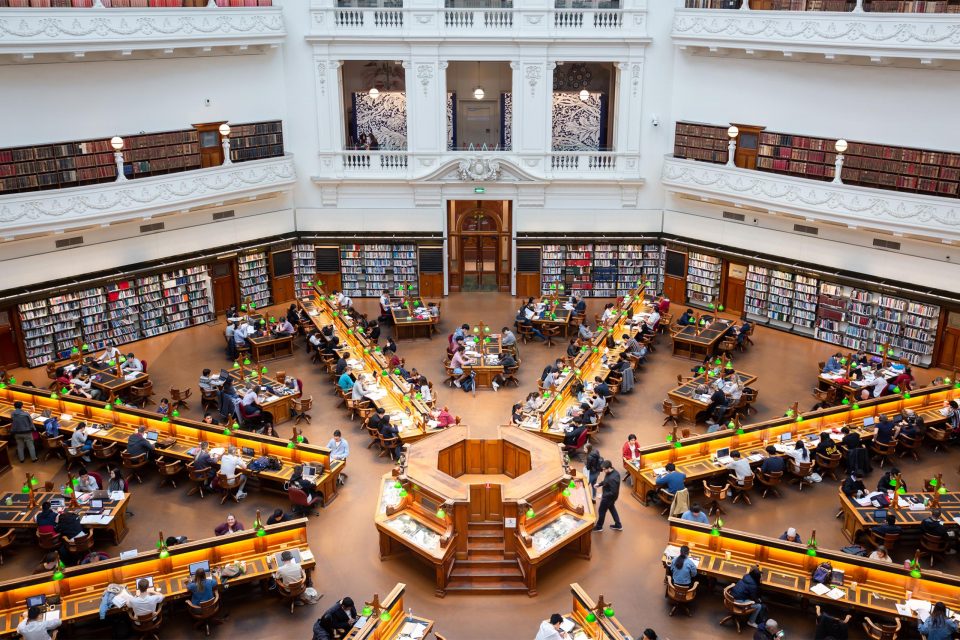 ビクトリア州立図書館