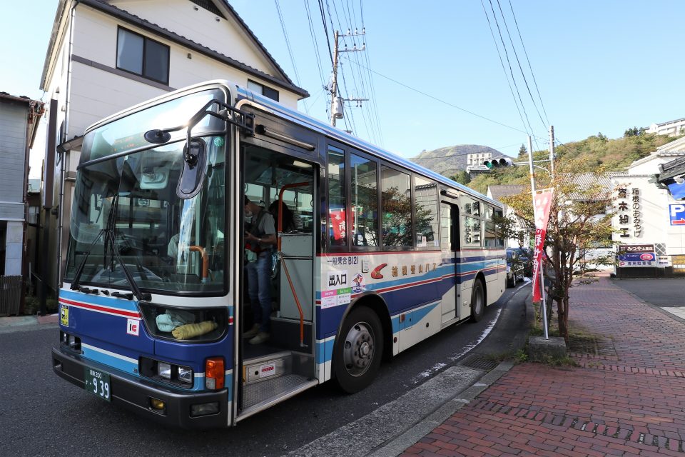 「箱根神社入口」の箱根登山バス