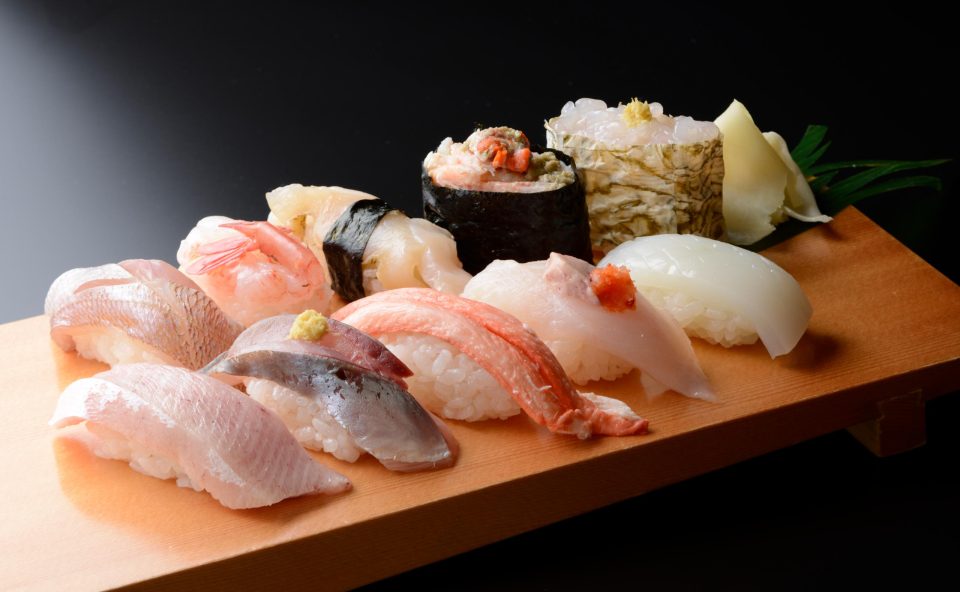 富山の寿司をお得に満喫！富山湾鮨セットクーポンで安心