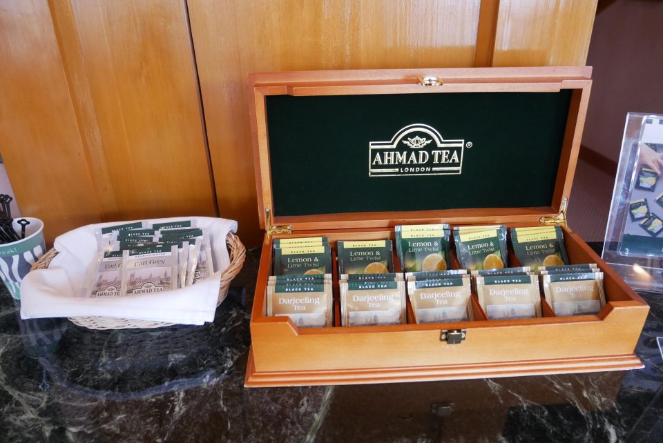 イギリスの紅茶 AHMAD TEAの紅茶3種