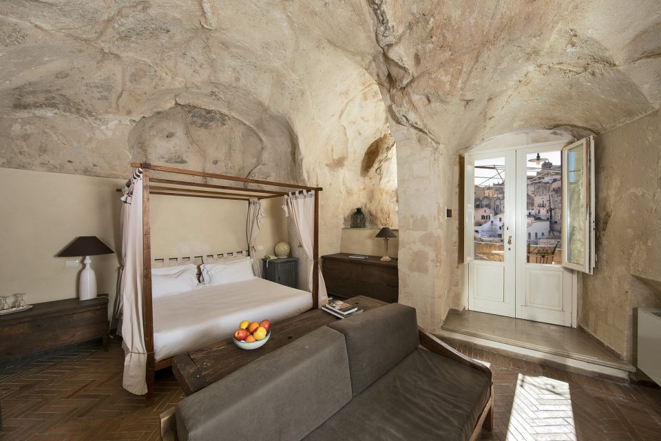 イタリア・世界遺産マテーラのおすすめ洞窟ホテル5選