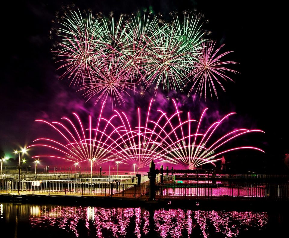 横浜の花火大会2023年開催決定一覧と中止の花火大会一覧