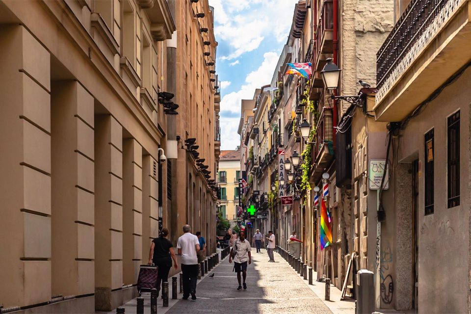 マドリード観光モデルコース3日間・スペイン最大都市の歴史、芸術、グルメの魅力